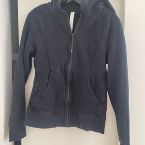 lululemon black zip-up